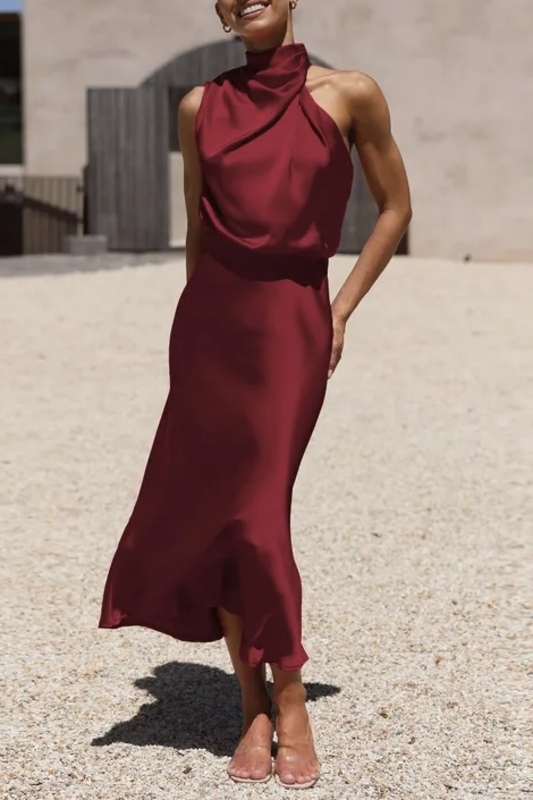 'JACAREÍ' ROBE SATINÉE BORDEAUX – Image 2