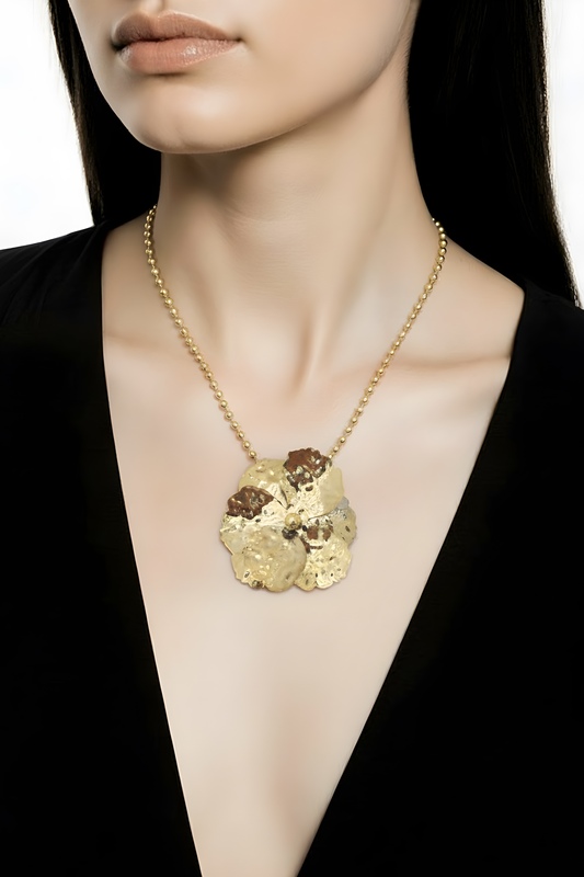 'LIÓSIA' COLLIER FLEUR